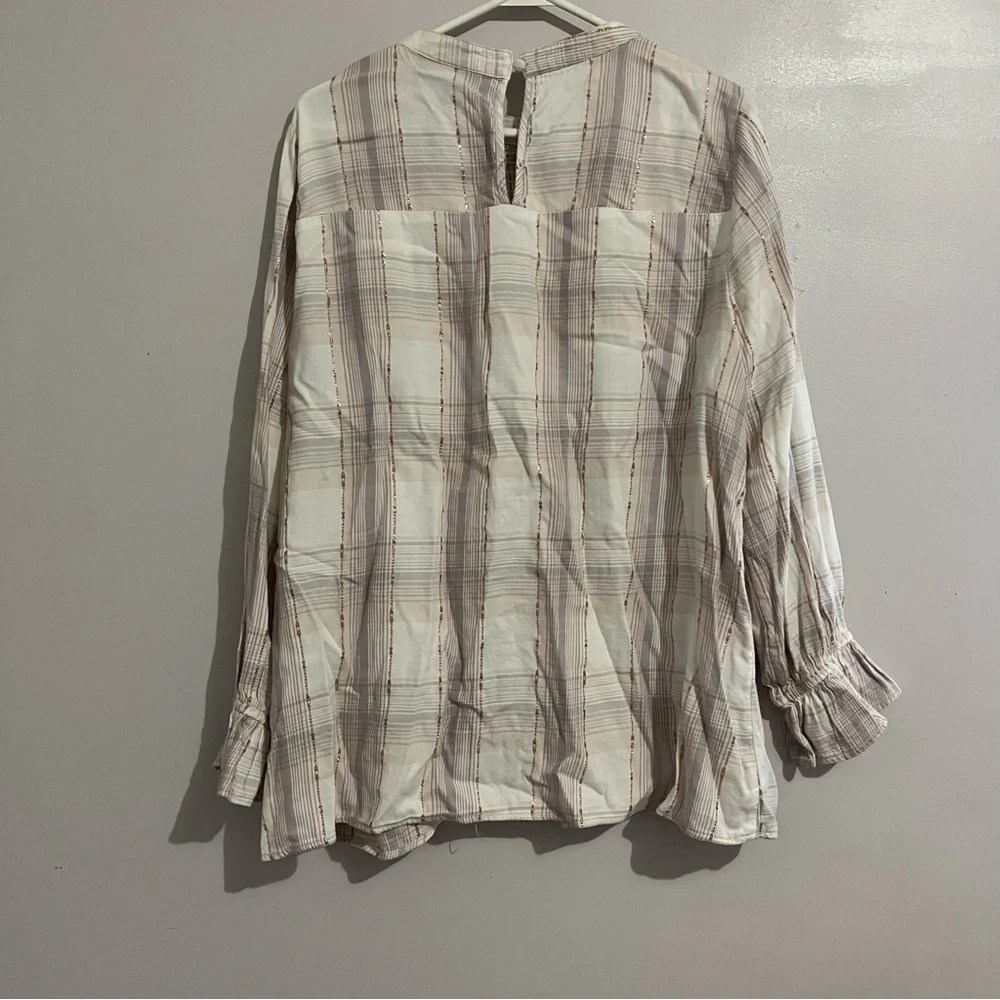 Lane Bryant Pink Plaid Blouse Size 16 elastic wrist - Picture 7 of 7